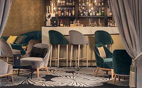 Niepce Paris, Curio Collection By Hilton